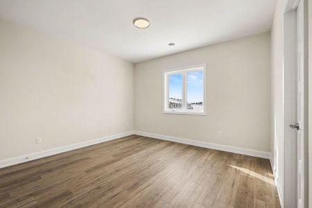 For Lease - 440 Falcon Lane Unit# A, Russell, Ontario - Photo 4