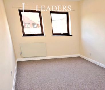 2 bedroom apartment to rent Tomlinson Court, Oadby, LE2 - Photo 2
