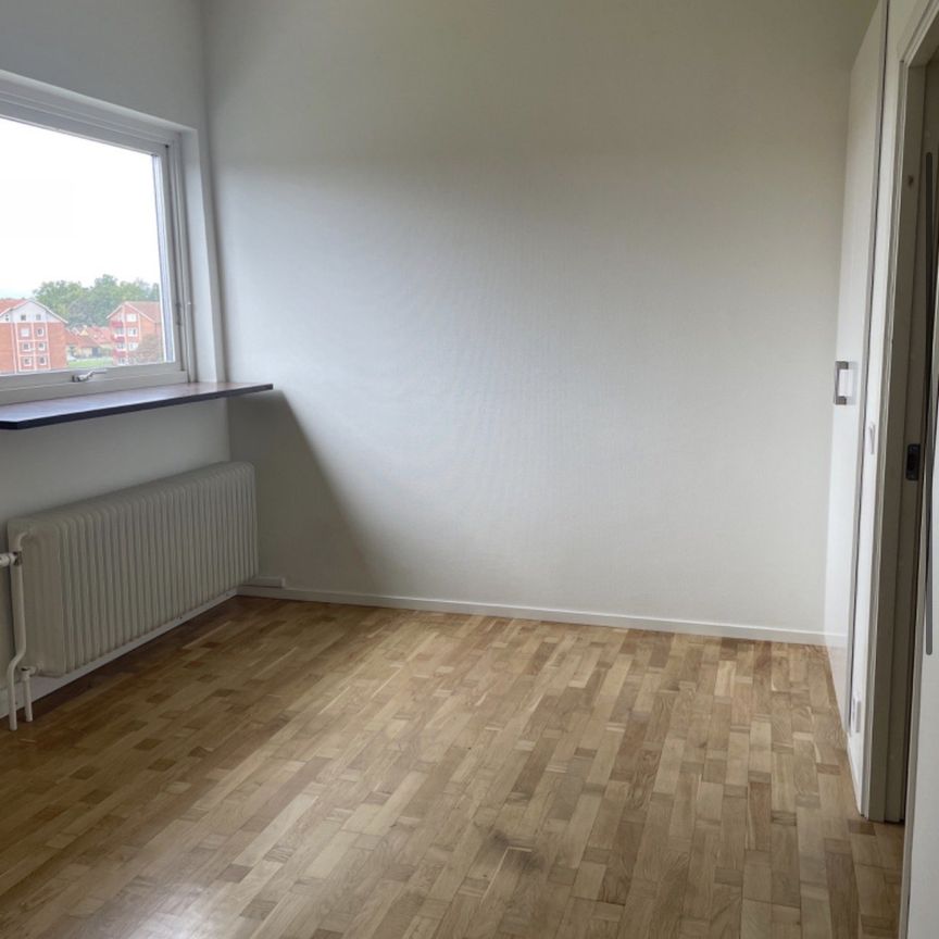 Bokebergsgatan, Hässleholm - Photo 1