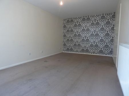 2 bedroom apartment to rent Spring Road, Southampton, SO19 - Photo 2