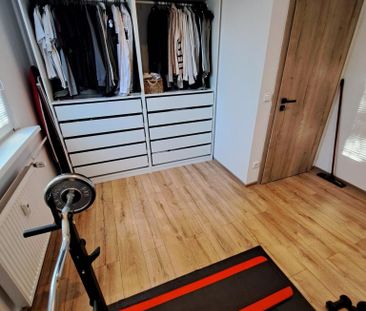 Pronájem bytu 3+1 61 m2 - Fotografie 3