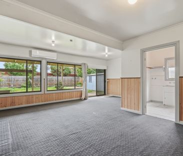 HOME FOR RENT IN WERRIBEE - Photo 3