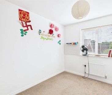 Jade Way, Crawley, West Sussex, RH10 - Photo 6