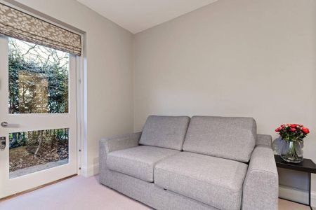 4 bedroom detached house to rent - Photo 5