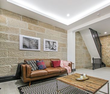 8 Union Street, Pyrmont NSW 2009 - House For Rent | Domain - Photo 3