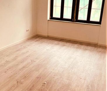 Gepflegte 2-Zimmer Dachgeschosswohnung mit Einbauküche in Meißen - Foto 1