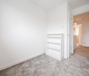 4 bedroom semi-detached house to rent - Photo 1