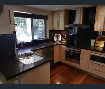 2/21 Angelo Street, South Perth, WA 6151 - Photo 6