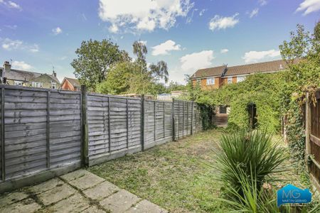 2 bedroom terraced house to rent - Photo 3