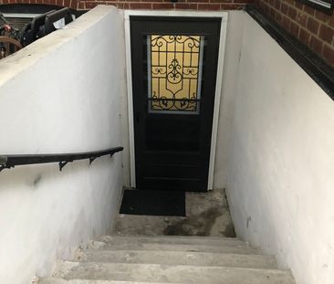 For Lease - 17 Silvercrest Avenue, Toronto, Ontario - Photo 6