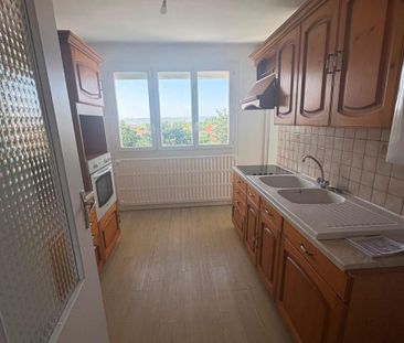 Location Appartement 3 pièces 69m² DECINES CHARPIEU 69150 - Photo 4