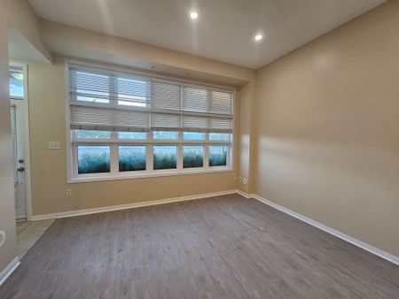For Lease - 3034 Bur Oak Avenue Unit# 2, Markham, Ontario - Photo 2