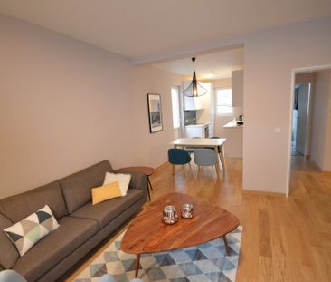 City-Residence: Elegant möblierte 3-Zi.-Wohnung mit Balkon nahe Grü... - Photo 1