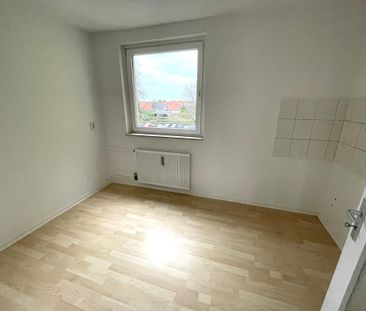 Einzugsbereit! Gute aufgeteilte 3-Zimmer-Wohnung in Wolfsburg Vorsf... - Photo 6