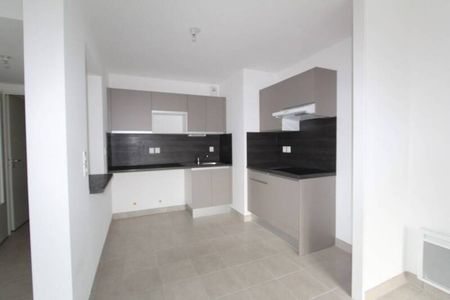 Appartement 3 pièces - - Photo 4