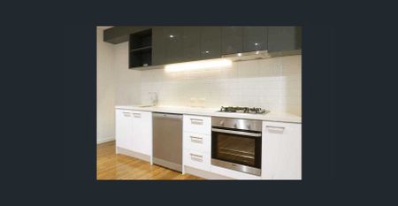 Ideal 2 Bed, 2 Bath Apartment – Space, Comfort, and Convenience! - Photo 4