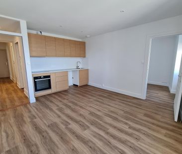 T4 entièrement rénové, au 1er étage avec vue sur Loire - Photo 1