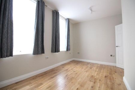 5 bedroom terraced house to rent - Photo 5