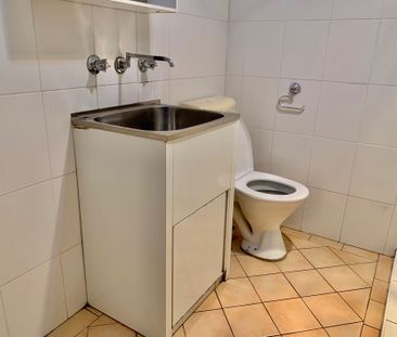 Young & Modern Duplex&excl; - Photo 6