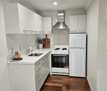 2 Bedrooms on Gold St - Photo 1