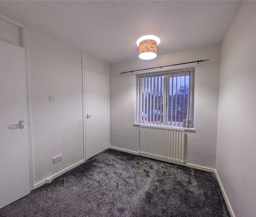 3 bed terraced house to rent in Laindon Avenue, Middlesbrough, TS4 - Photo 3