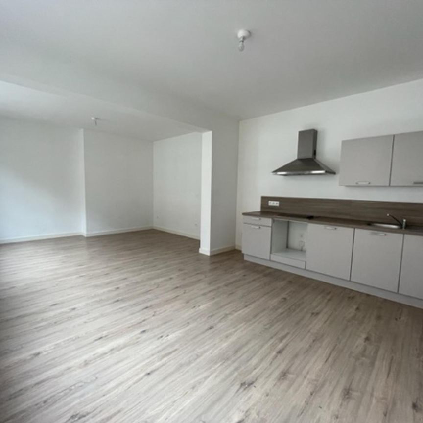 Location Appartement 3 pièces 67m² DUNKERQUE 59140 - Photo 2