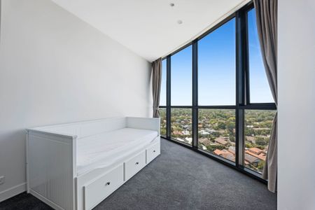 Wake up to Mountain Views and Caulfield Racecourse Views! - Photo 4