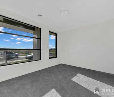 “Modern Comforts & Prime Corner Living in New Haven Estate - Next T... - Photo 4