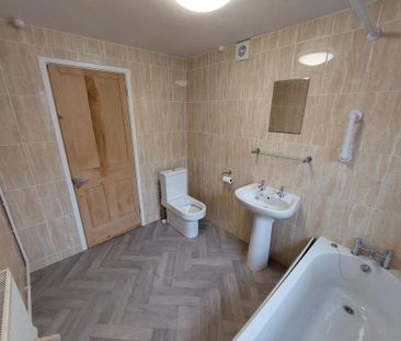 1 bedroom house to rent - Photo 2