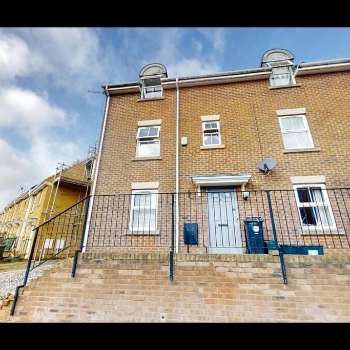 Wright Way, Stoke Park - Photo 1