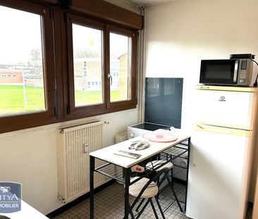 Location Appartement 3 pièces 60m² HAZEBROUCK 59190 - Photo 3