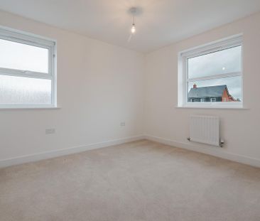 3 bedroom semi-detached house to rent - Photo 1