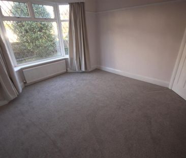 3 Bedroom Bungalow - Detached To Let - Photo 1