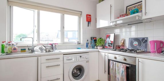 Studio to rent - Photo 2