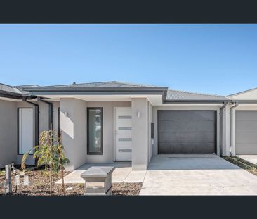 13 Athlestane Road, Doreen, Vic 3754 - Photo 2