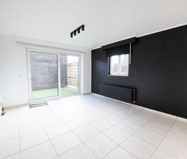 Volledig instapklaar gelijkvloers appartement met tuintje TE HUUR! - Foto 5