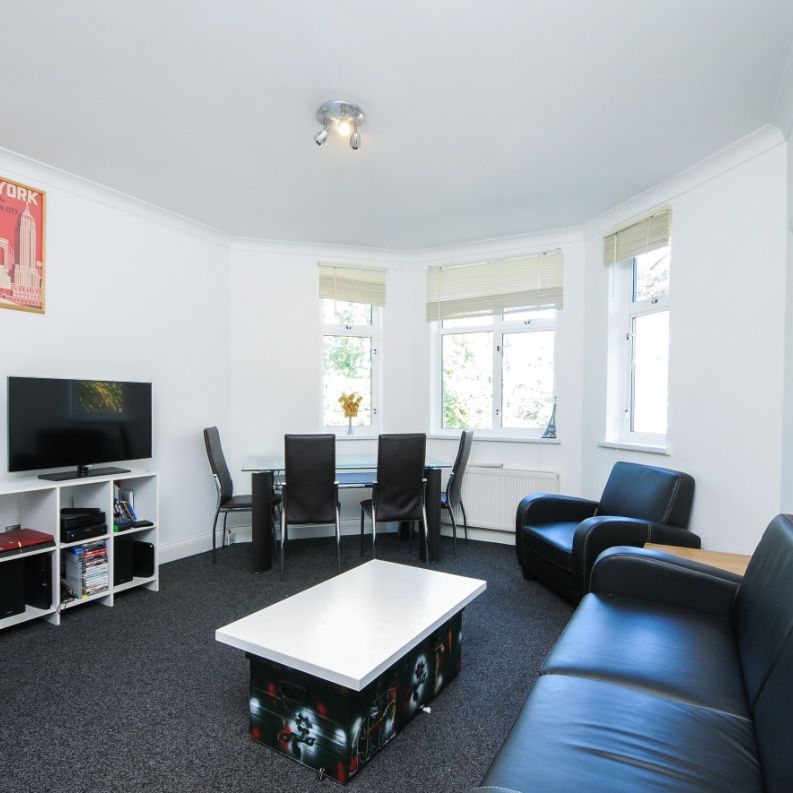 Haslemere Road, London, N8 - Photo 1