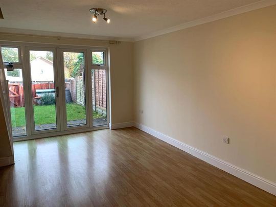 2 bedroom house to rent - Photo 1