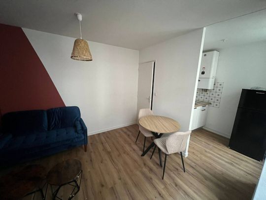 Joli T2 rénové centre-ville - Photo 1