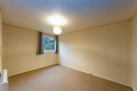 1 bedroom semi-detached bungalow to rent - Photo 4