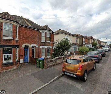 Room in a Shared Flat, Ashtree Road, SO18 - Photo 1