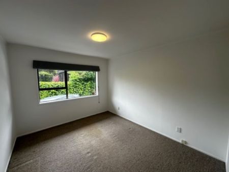 2 Bedrooms Plus Study - Photo 5