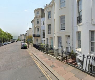 2 Bed Flat, Upper Rock Gardens, BN2 - Photo 6