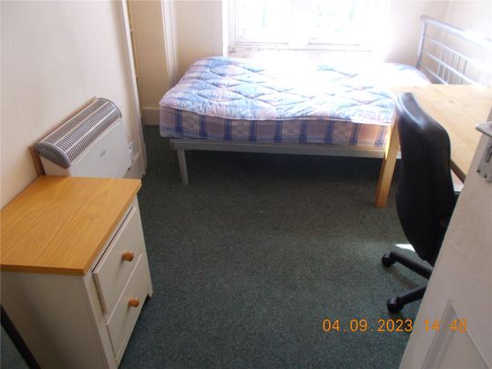 Student Properties to Let - Photo 1