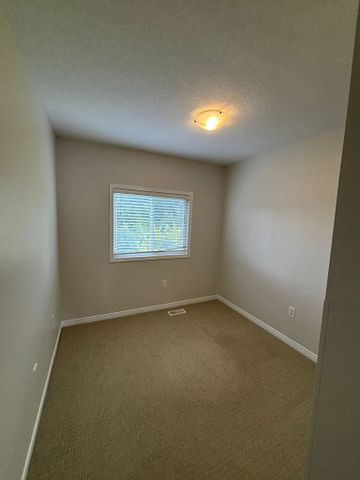 For Lease - 750 Lawrence Street Unit# 97, Cambridge, Ontario - Photo 4