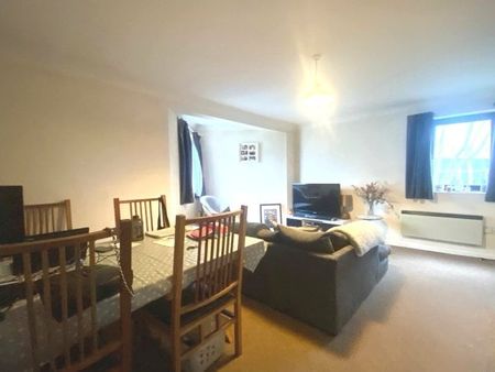 Lennox Road North, Southsea - Photo 3