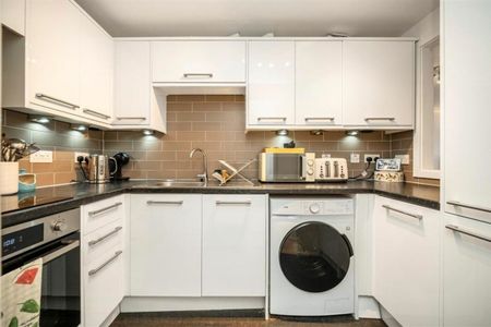 Jardine Road, E1W, London - Photo 4