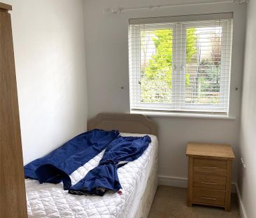 3 bedroom terraced house to rent - Photo 5