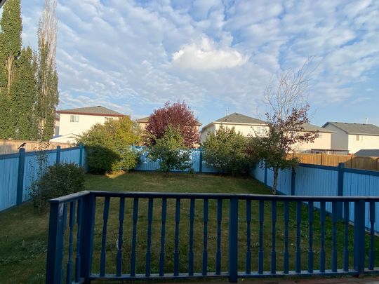 3 Bed Family House For Rent In Silver Berry. - Photo 1