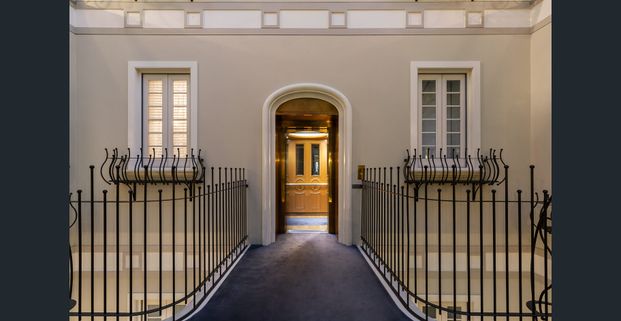 The Georges Penthouse circa 1891 - Photo 1
